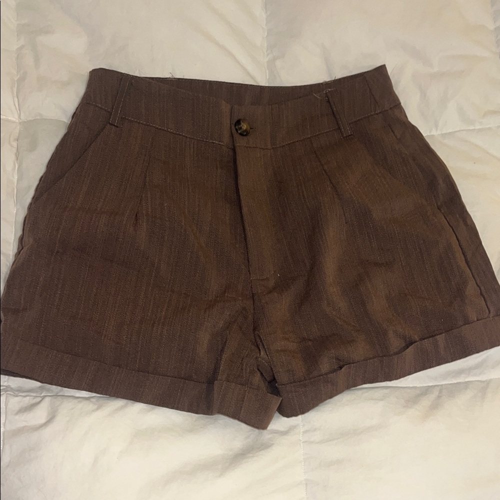 Women’s Brown Tailored High-Waist Shorts